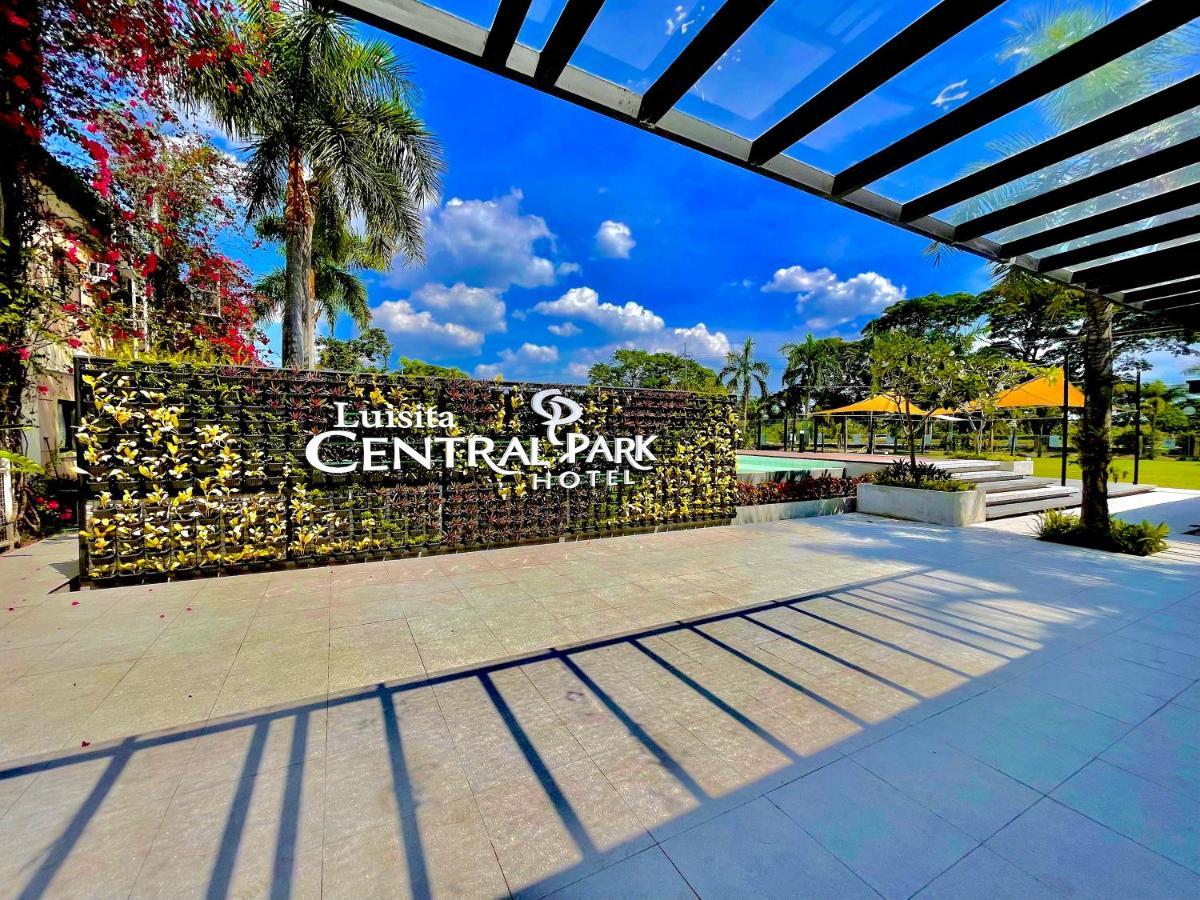 Luisita Central Park Hotel Tarlac City Exterior photo