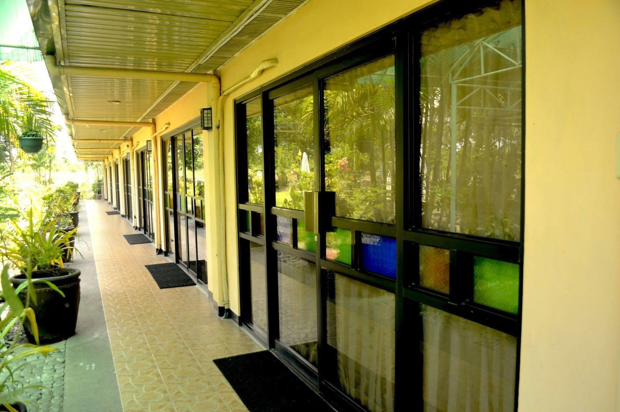 Luisita Central Park Hotel Tarlac City Exterior photo
