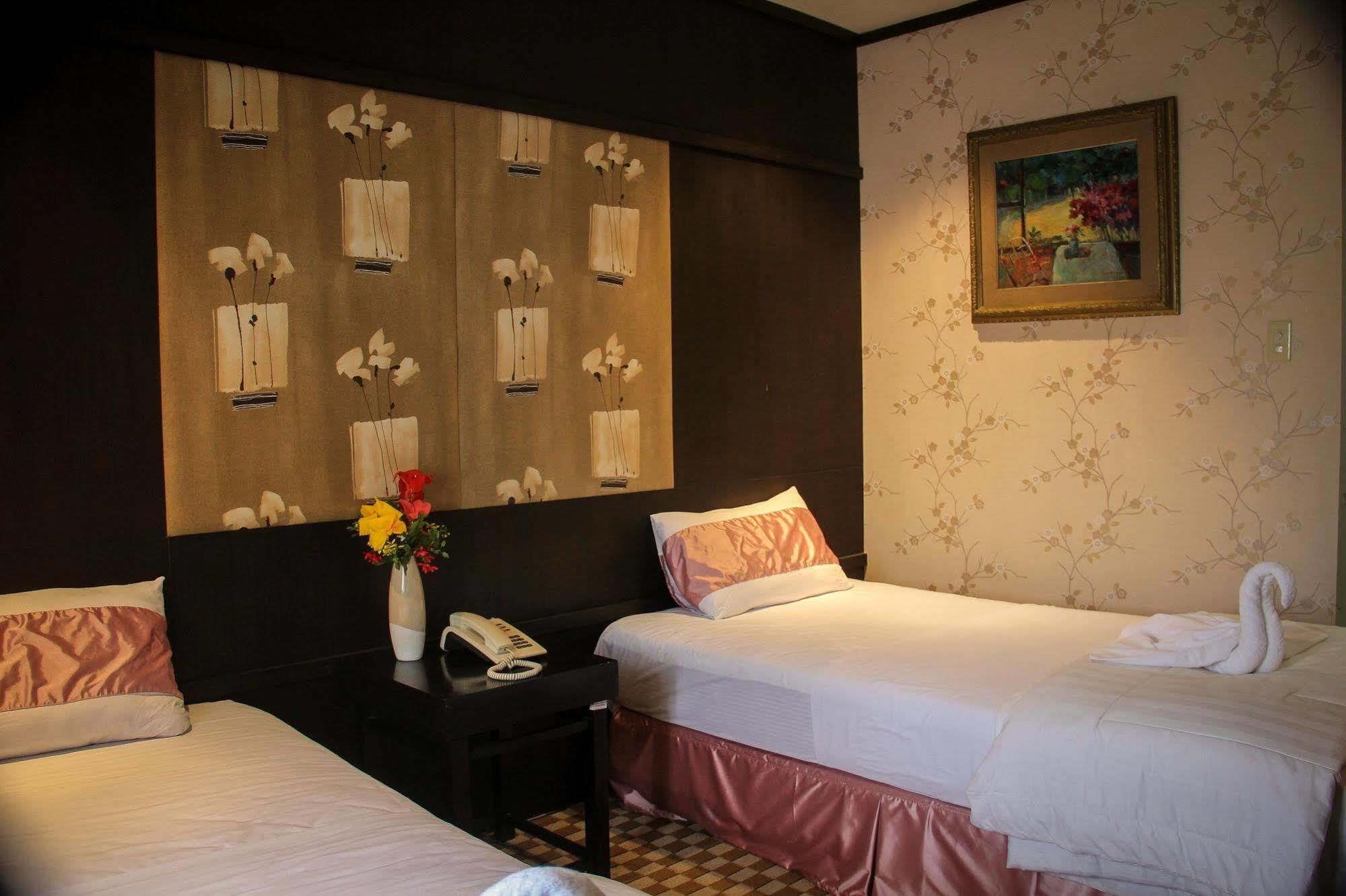 Luisita Central Park Hotel Tarlac City Exterior photo